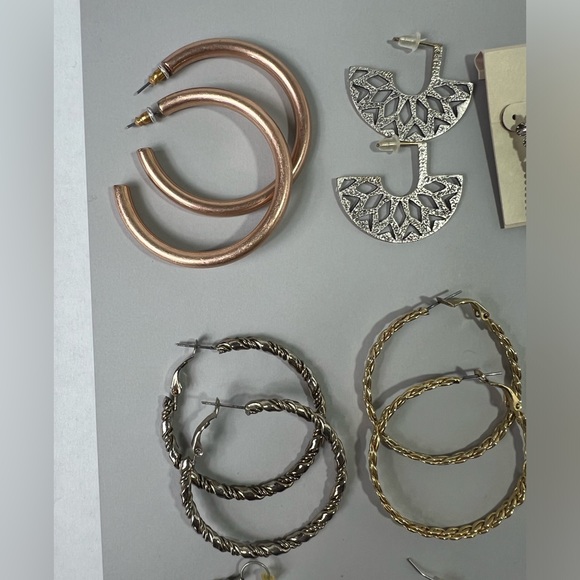 Jewelry Lot - Picture 13 of 16